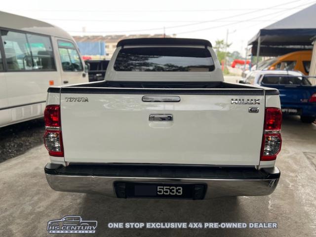 2015 Toyota HILUX 2.5 G DOUBLE CAB (A) - 4