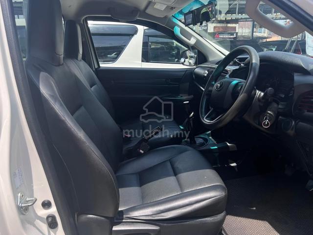 2023 Toyota HILUX 2.4 MT (M)PERAK/TIPTOP - 5