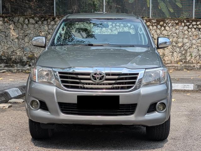 Toyota HILUX 2.5 G VNT FACELIFT / NO OFFROAD 4X4 - 5