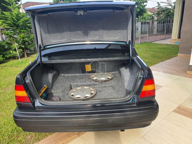 1995 Volvo 940 2.3 GL (A) - 5