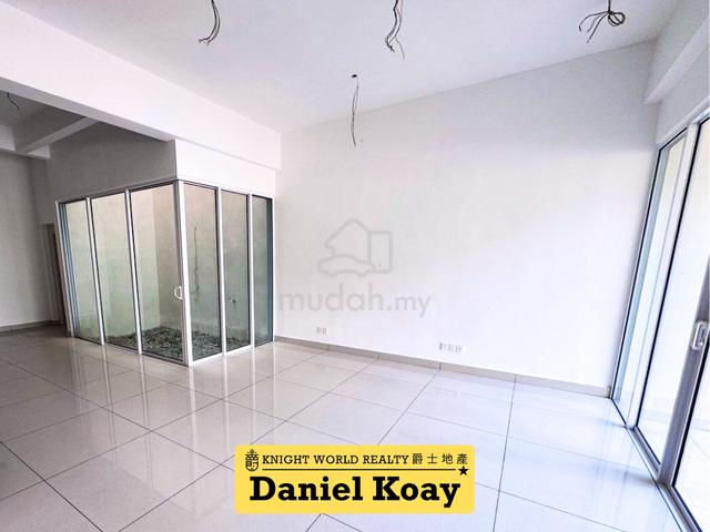 I Brand New with LIFT I Double Storey Terrace Near Queensbay Mall 1