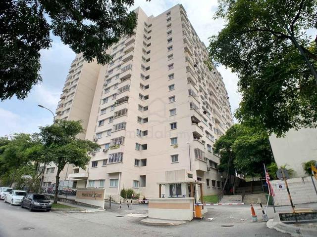 Mandarina Court 1