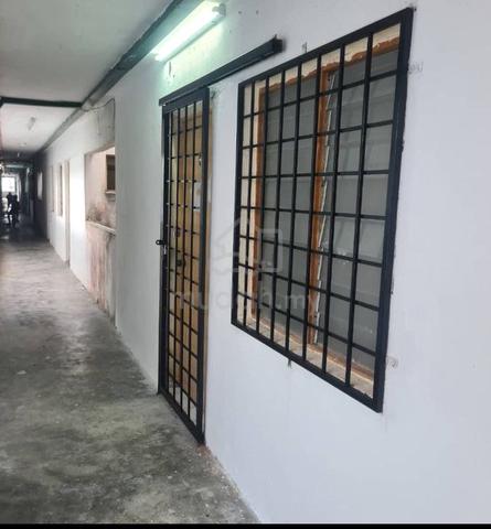 Apartment Teratai 2