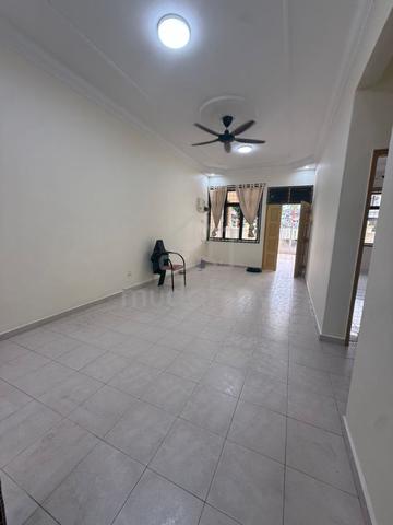 For Rent Jalan Rumbia 27 @ Taman Daya @ Single Storey House 1