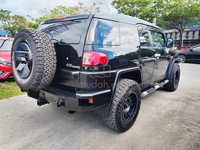 2010 Toyota FJ 4.0 CRUISER (A) - 4