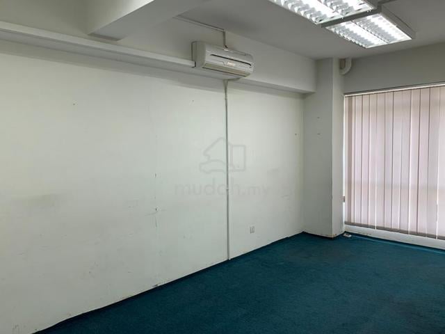 Subang Jaya, Impian Meridian partial fitted office with 3 rooms 1