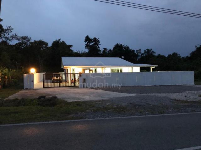 Single Storey Detached House at Jalan Matang 1