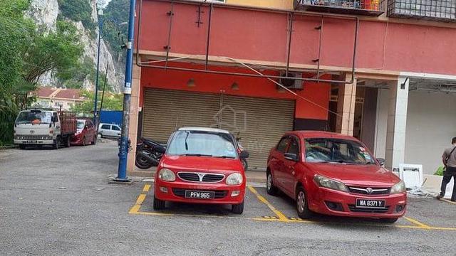 [Below Market] Ground Floor Shop Lot End Lot Sunway Batu Caves Gombak 1
