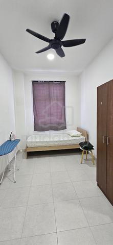 Bilik Sewa Pulai Mutiara 4