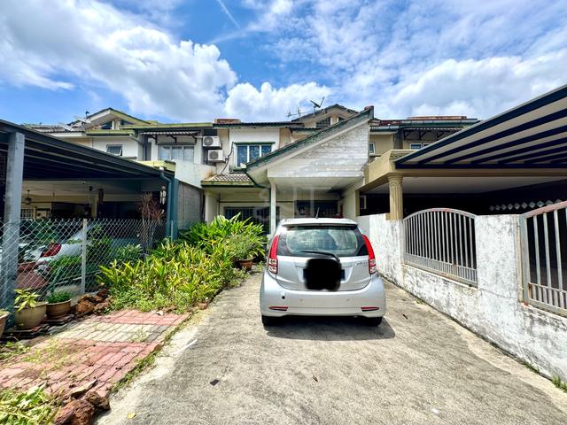 Bukit Rimau, Jalan Sungai Burung Double Storey Terrace House Big Land 1