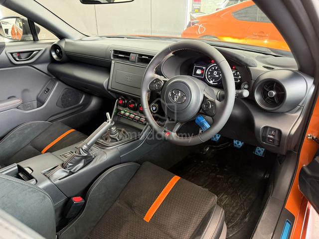 2023 Toyota GR86 2.4 RZ 10TH ANNIVERSARY GRADE 5/A - 5