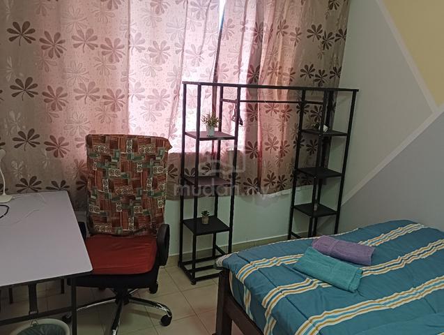 Koi Topika@Puchong,Queen Room for Rent 1