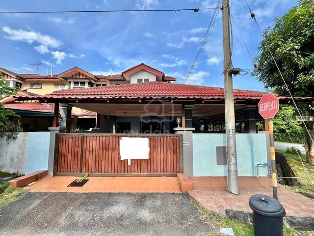 [CORNER LOT] Seksyen 3 Bandar Baru Bangi Double Storey Terrace 1