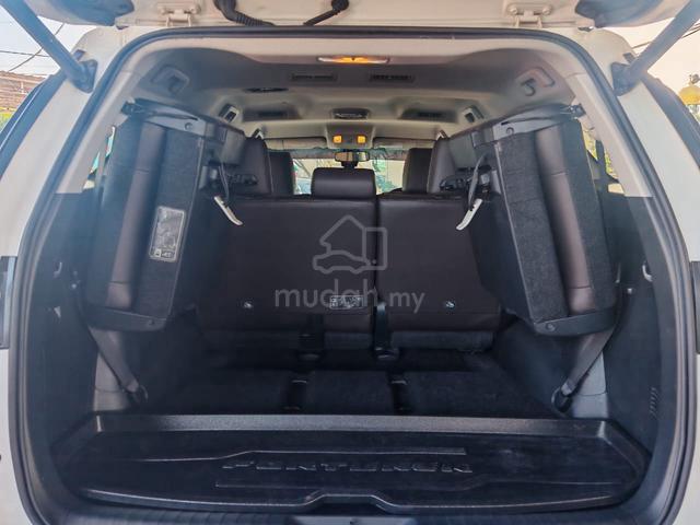 2017 Toyota FORTUNER 2.7 4x4 (A) TIP TOP CONDITION - 4