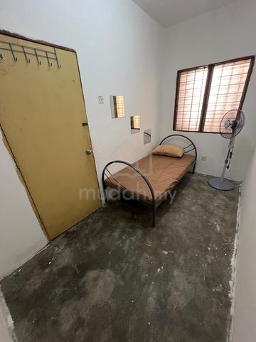 Rumah Pangsa Nilam Sari Flat 1