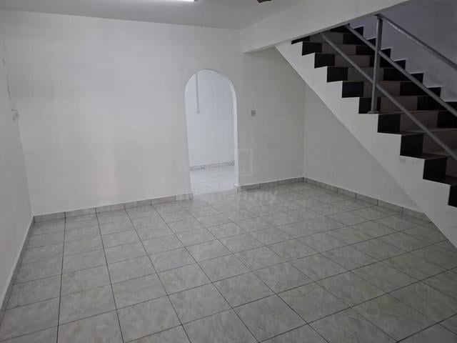(New and Cheap) Butterworth 2 storey house 1