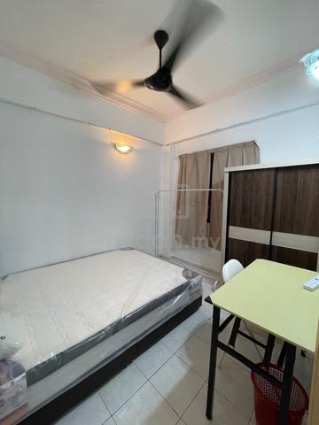 Middle aircon room bayan lepas relau sungai ara 1