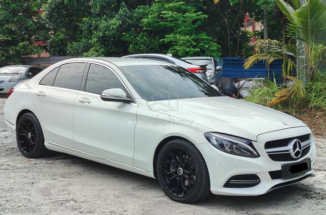 2014 Mercedes Benz C200 AVANTGARDE (CBU) 2.0 (A)🔥 - 1