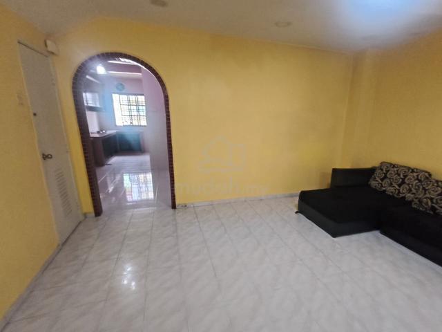 Bandar Seri Alam Jalan Bukit 16 @ Double Storey Terrace For Rent 1