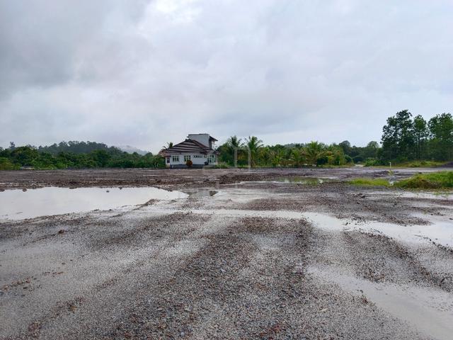 25 Tanah Lot Teres Tengah Bandar Permaisuri, Setiu 1