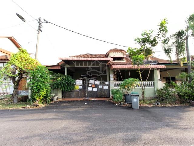 Taman Rambai Utama 1.5 Tingkat Rumah Berkembar Cluster 1