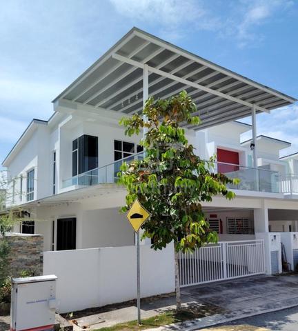 Seremban Ara Sendayan Double Storey End Lot for Sale 1