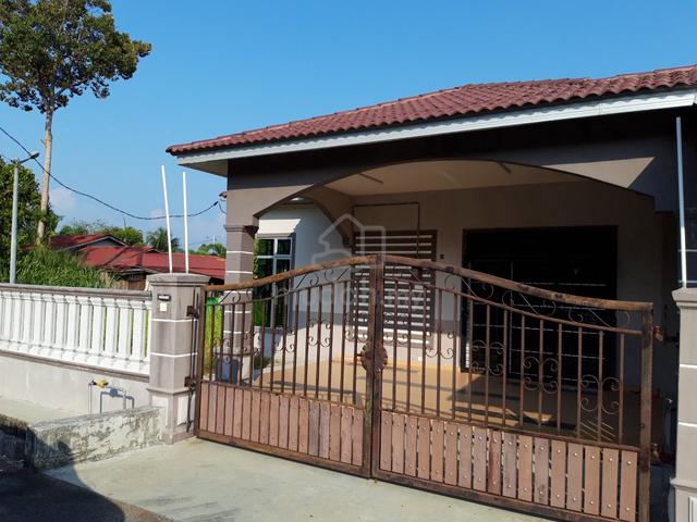 Johor Muar Freehold Semi-Detached House For Sale 1