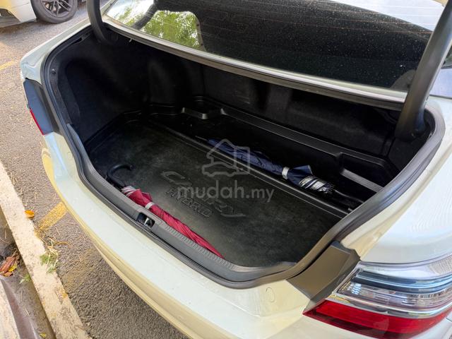 2015 Toyota CAMRY 2.5 HYBRID FACELIFT (A) - 4