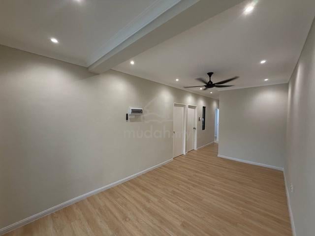 ZERO BOOKING | RENOVATED Teres Setingkat Taman Puteri Kluang, Johor 1