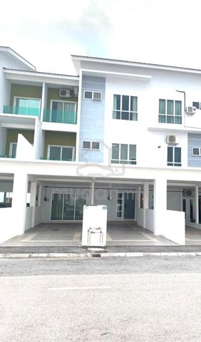 For Sale Guarded Terrace Town House Medan Lapangan Cyber Botani Ipoh 1