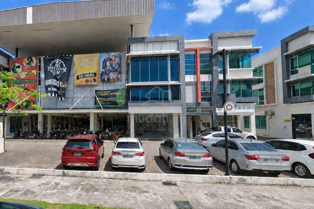 Corner Ground Floor & First Floor Shop at Bangi Gateway Streetmall 1
