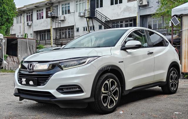 Full Service Honda 2021 HR-V 1.5 HYBRID (A) F/Loan - 3