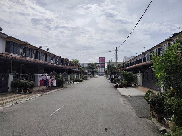 Double Storey Terrace house for Sale in Pengkalan Ipoh 1