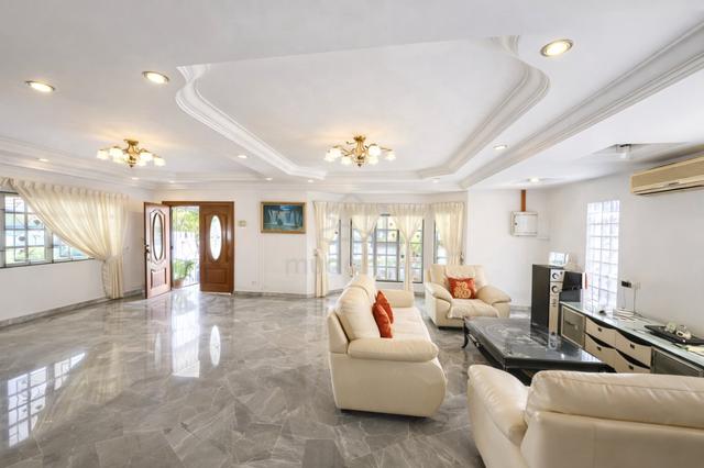 Taman Bukit Cheras HILLTOP Freehold Bungalow【10min to EkoCheras】6000sf 1