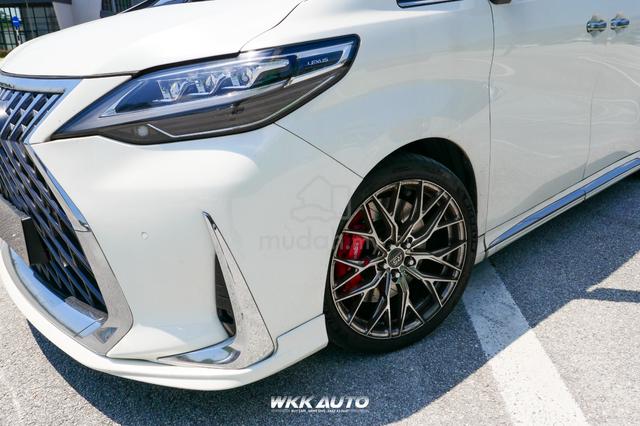 LEXUS LM350 Convert by TOYOTA ALPHARD 2.5 PRE OWN - 4