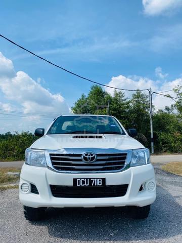 2015 Toyota HILUX 2.5 VNT SINGLE CAB (M) - 3