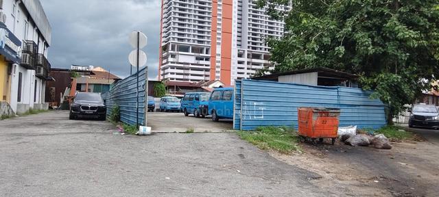 Vacant land for sale at Jalan Jelutong 1