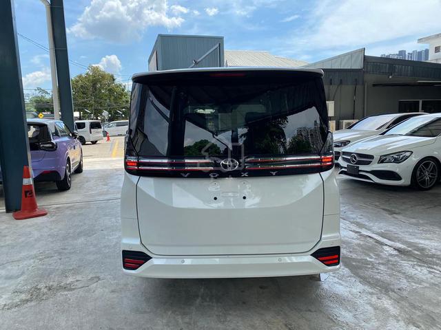 2024 Toyota NOAH 2.0 SZ (A) 7 Seater - 5