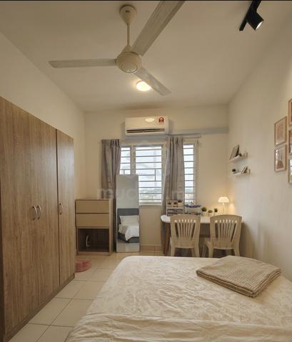 Setia Alam Master Room for Rent with Private Bathroom 1