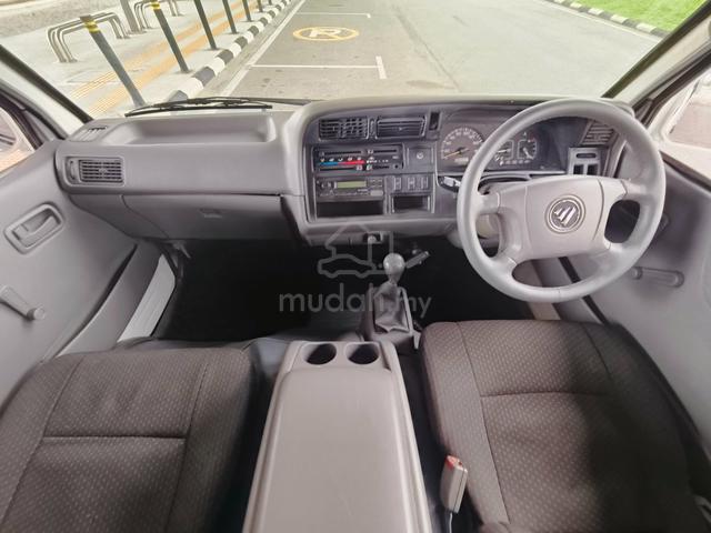 2013 Shenyang Brilliance JINBEI 2.2 (M) Window Van - 4