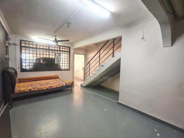 Taman Johor Jaya Jalan Seroja 2 Storey Low Cost House Teres Rumah 1