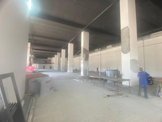 Premium 5-Storey Industrial Factory For Sale 1