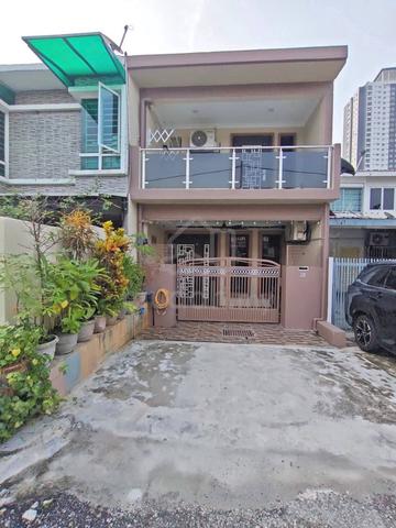 RENOVATED ‼️ 2 Storey Terrace, Taman Cempaka Ampang 1
