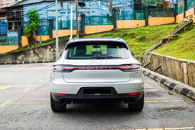 Porsche MACAN 2.0 PDLS+ SportChrono GTS Red Meter - 4