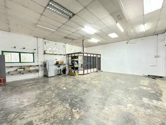 Warehouse Shop Rent Big Parking Compound Georgetown Jelutong 4