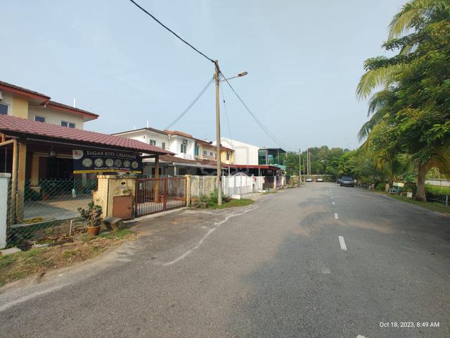 END LOT Double Storey Laguna Park EXTEND DAPUR 1