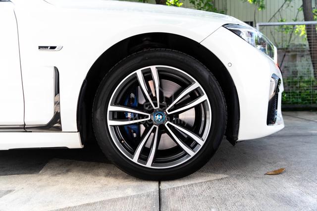 Bmw 740Le 2022 Ckd Under Warranty - 3