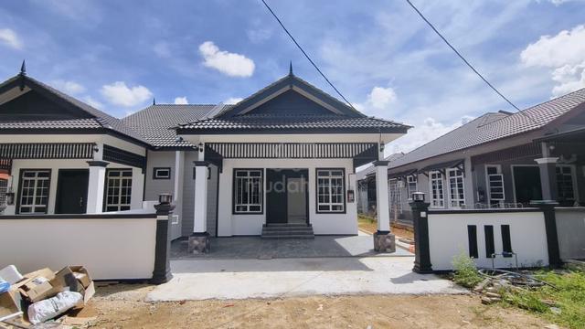 Semi-D Setingkat di Kg. Padang Pakwan, Rawai, Alur Limbat, Marang, TRG 1