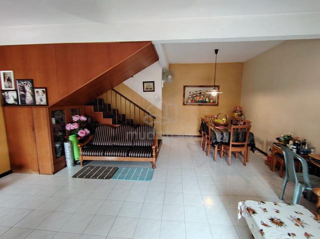 2 Storey Gated Guarded Facing Empty Land Move In Condition Balakong 1