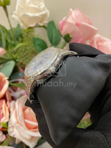 Carousel Image